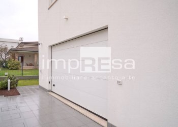 ACCESSO AUTORIMESSA - Villa VIA ROMA, Spinea - foto 51