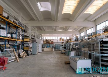 Foto 2 - Capannone Via I Maggio
 
30/32, San Zenone al Lambro - foto 2