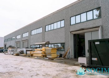 Foto 17 - Capannone Via I Maggio
 
30/32, San Zenone al Lambro - foto 17