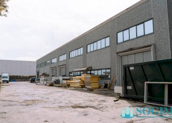 Foto 20 - Capannone Via I Maggio
 
30/32, San Zenone al Lambro - foto 20