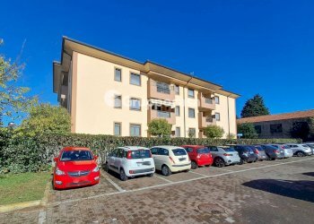 Foto 31 - Trilocale Via Piave
 
13, Magenta - foto 31