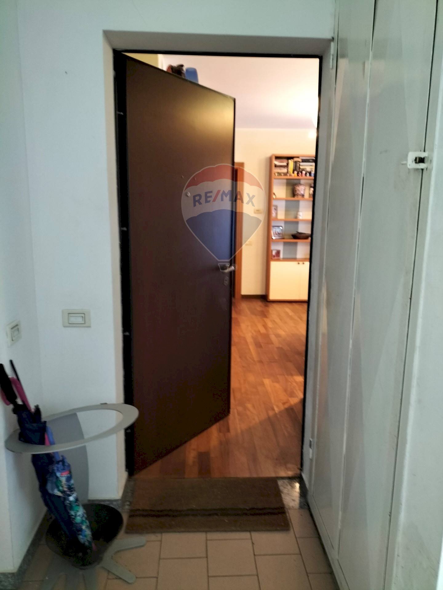 Hall / corridoio - Trilocale Via Ragazzi del '99
55, San Giorgio su Legnano - foto 2