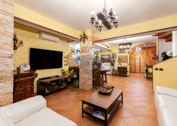 Soggiorno - Villa Via Ermesianatte
 
140, Roma - foto 19