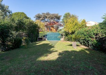 Giardino - Villa Via Ermesianatte
 
140, Roma - foto 33