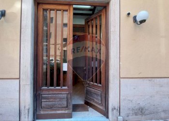 PORTONE INGRESSO - Appartamento Via Villa Sperlinga
 
15, Palermo - foto 12