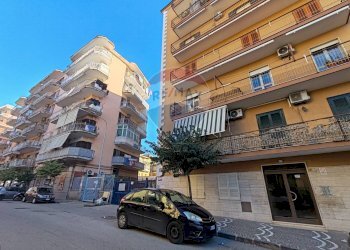 Edificio all\'aperto - Quadrilocale Via Toti
 
30, Casoria - foto 2