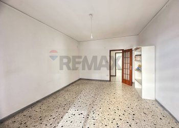 Stanza vuota - Quadrilocale Via Toti
 
30, Casoria - foto 7