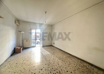 Stanza vuota - Quadrilocale Via Toti
 
30, Casoria - foto 8