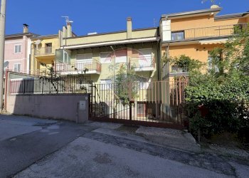 Terrazza - Casa indipendente Via Verteglia
 
93, Montella - foto 1