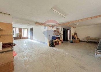 Parcheggio - Casa indipendente Via Verteglia
 
93, Montella - foto 44