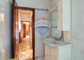 Bagno - Quadrilocale Via Dei Garofani
 
9, Misterbianco - foto 10