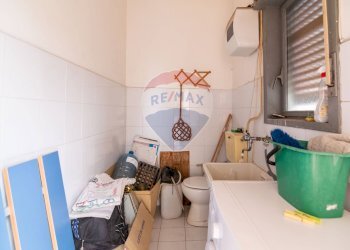 Lavanderia - Quadrilocale Via Dei Garofani
 
9, Misterbianco - foto 19