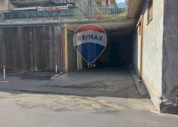 Edificio all\'aperto - Box Via Etnea
 
394, Tremestieri Etneo - foto 2