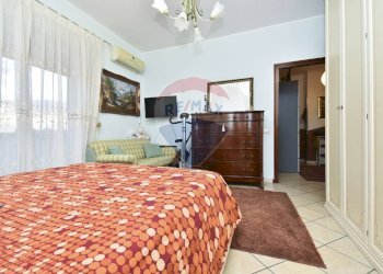 Camera / camera da letto - Quadrilocale Viale Nitta
 
16/A, Catania - foto 30