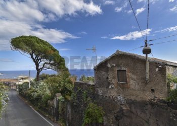 Casa all\'aperto - Rustico Via Provinciale Per Riposto
 
41, Acireale - foto 4