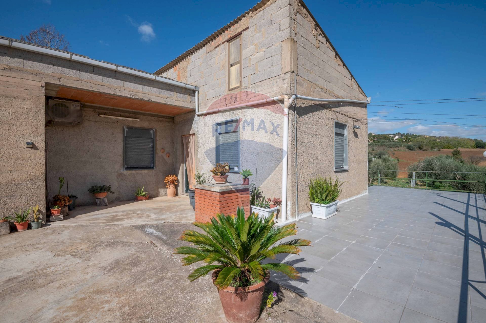 Casa all\'aperto - Casa indipendente Via Croce Del Vicario
 
139, Caltagirone - foto 2