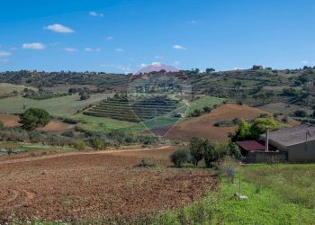 Vista delle montagne - Casa indipendente Via Croce Del Vicario
 
139, Caltagirone - foto 30