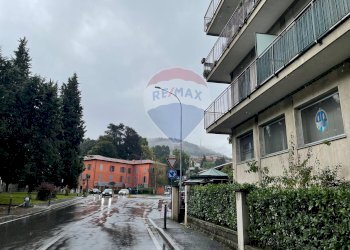 Edificio all\'aperto - Ufficio VIA VALLEGGIO
 
22, Como - foto 2