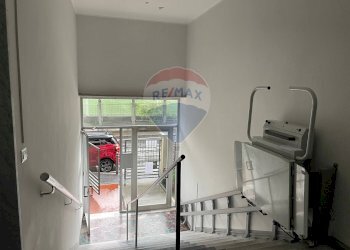 Ricezione / Lobby - Ufficio VIA VALLEGGIO
 
22, Como - foto 6