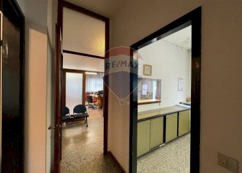 Hall / corridoio - Ufficio VIA VALLEGGIO
 
22, Como - foto 15