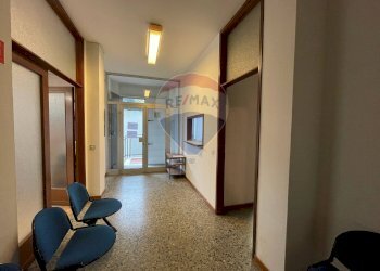 Hall / corridoio - Ufficio VIA VALLEGGIO
 
22, Como - foto 25