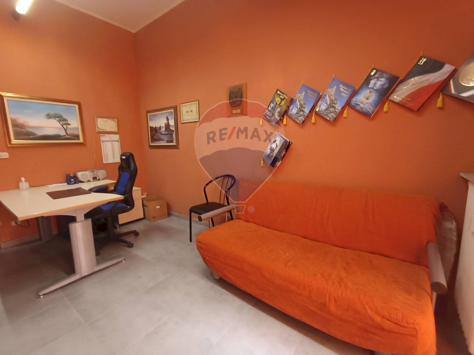 Camera / camera da letto - Ufficio Via Carlo Cattaneo
 
13, Legnano - foto 1