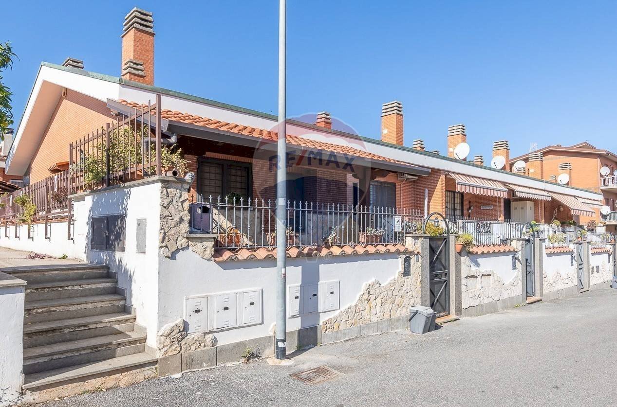 Casa all\'aperto - Villa a Schiera Via San Mauro di Castelverde
20, Roma - foto 2