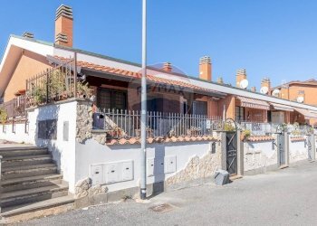 Casa all\'aperto - Villa a Schiera Via San Mauro di Castelverde
 
20, Roma - foto 2