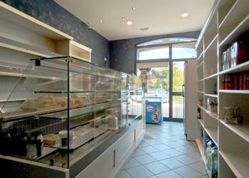 Dispensa di stoccaggio - Attività Commerciale VIA DELLA GINESTRA
 
26/28, Montevarchi - foto 5