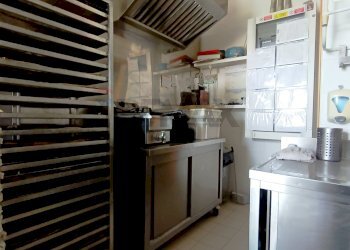 Cucina - Attività Commerciale VIA DELLA GINESTRA
 
26/28, Montevarchi - foto 8