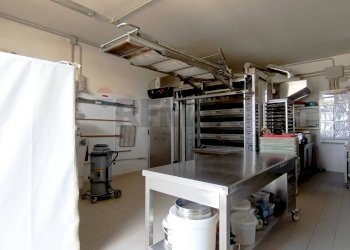 Lavanderia - Attività Commerciale VIA DELLA GINESTRA
 
26/28, Montevarchi - foto 9