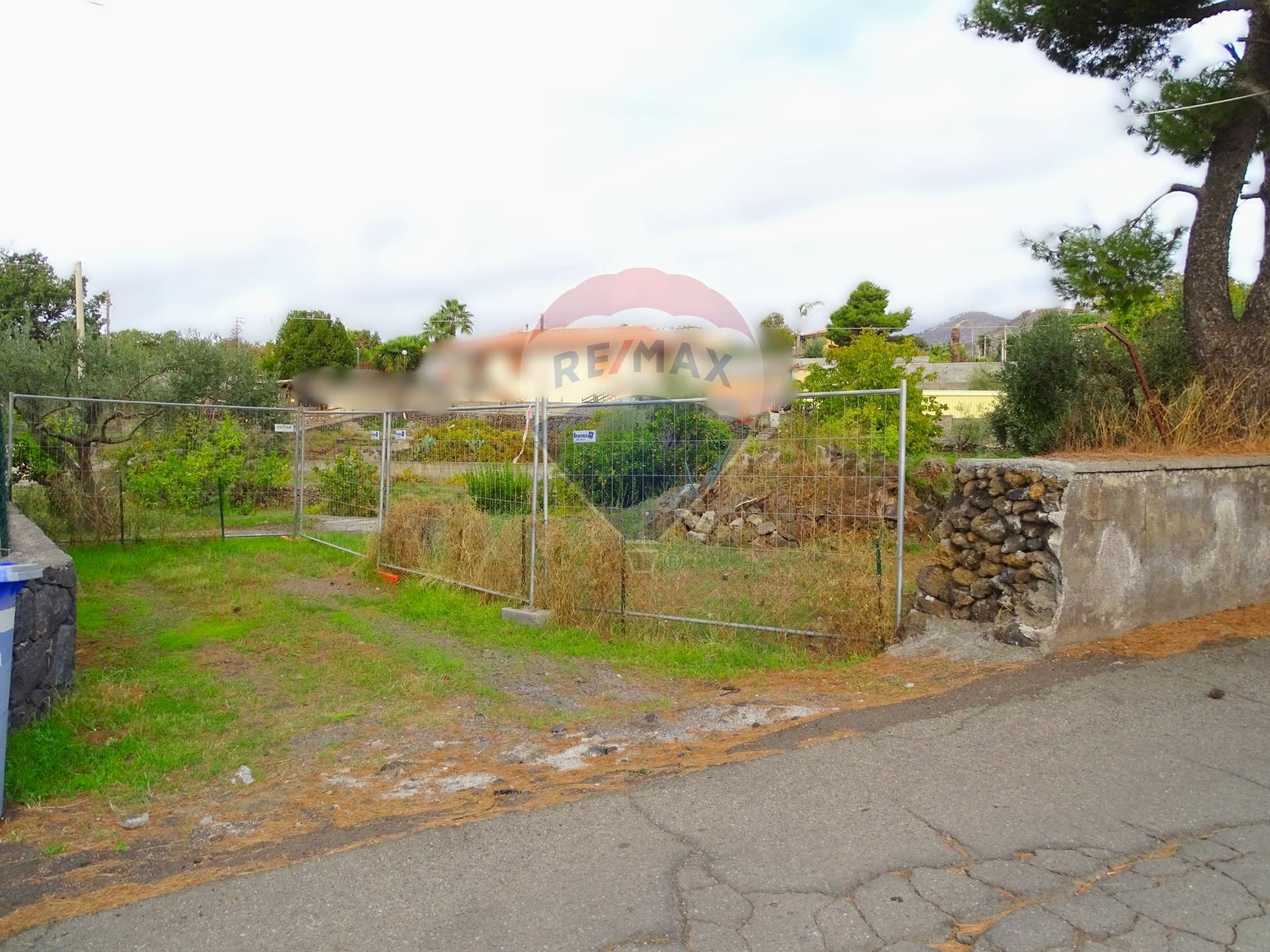 Giardino - Terreno edificabile Via del soccorso angolo via Agrigento
 
SNC, Mascalucia - foto 3