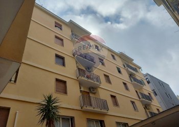 Edificio all\'aperto - Quadrilocale Via Roma
 
13, Caserta - foto 3