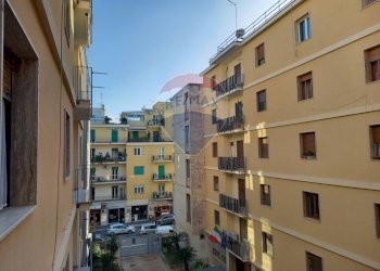 Edificio all\'aperto - Quadrilocale Via Roma
 
13, Caserta - foto 15