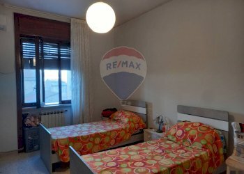 Camera / camera da letto - Quadrilocale Via Roma
 
13, Caserta - foto 20