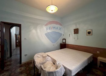 Camera / camera da letto - Bilocale Corso Ruggiero Bonghi
 
10c, Rodi Garganico - foto 7