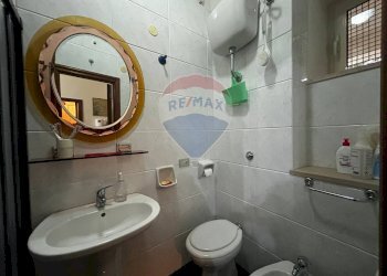 Bagno - Bilocale Corso Ruggiero Bonghi
 
10c, Rodi Garganico - foto 13