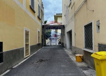 Edificio all\'aperto - Bilocale Corso Ruggiero Bonghi
 
10c, Rodi Garganico - foto 19