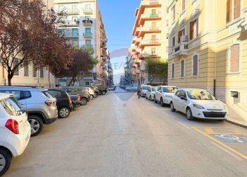 Edificio all\'aperto - Appartamento Via Trento
 
1, Foggia - foto 27