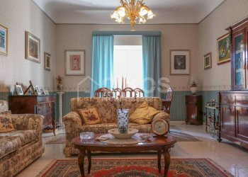 Foto 6 - Stabile - Palazzo Via Silvio Spaventa
 
14, Noto - foto 6