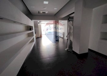 Hall / corridoio - Locale Commerciale Ragusa - foto 1