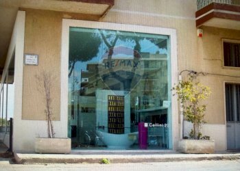 Edificio all\'aperto - Locale Commerciale VIA Cellini
 
20, Comiso - foto 4