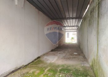 Parcheggio - Independent house Spongano - photo 9