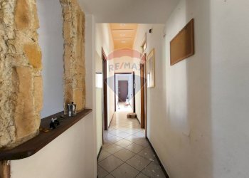 Hall / corridoio - Quadrilocale Via Porta Lecce
 
14, Brindisi - foto 5