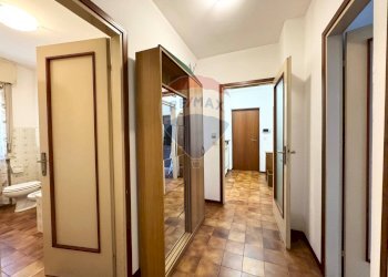 Hall / corridoio - Trilocale Via Brescia
 
8, Pasian di Prato - foto 17