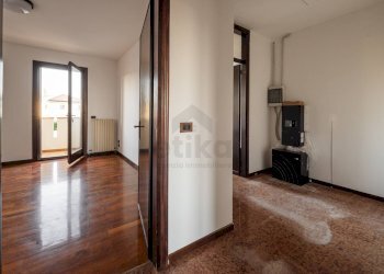 Foto 14 - Villa a Schiera via padre Massimiliano kolbe
 
1, Paese - foto 14