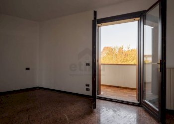 Foto 17 - Villa a Schiera via padre Massimiliano kolbe
 
1, Paese - foto 17