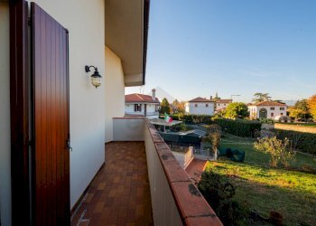 Foto 18 - Villa a Schiera via padre Massimiliano kolbe
 
1, Paese - foto 18