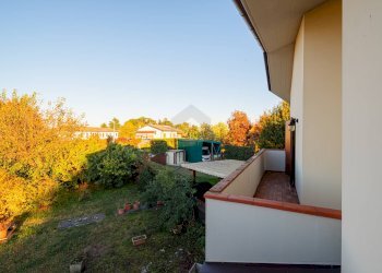 Foto 22 - Villa a Schiera via padre Massimiliano kolbe
 
1, Paese - foto 22