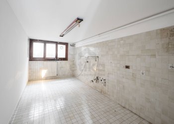 Foto 29 - Villa a Schiera via padre Massimiliano kolbe
 
1, Paese - foto 29